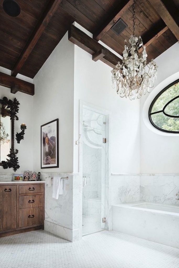 40 Wood Bathroom Decor Ideas For A Spa Feel - Shelterness