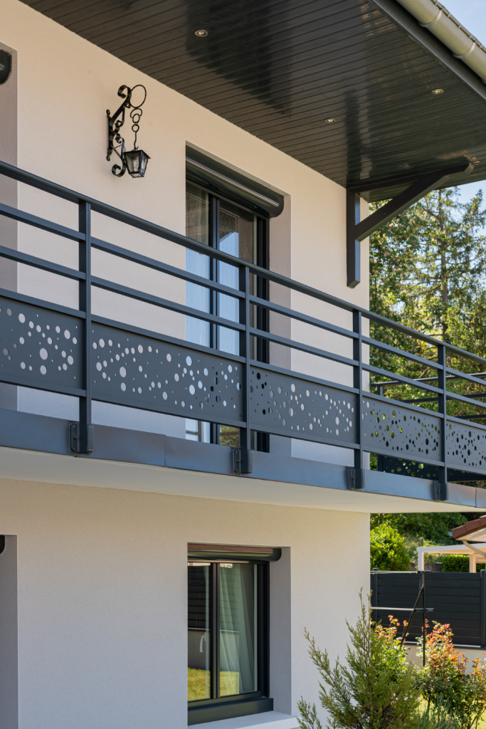 apartment balcony safety grill design